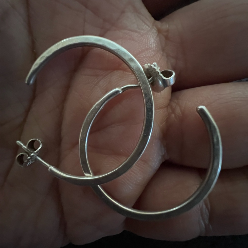 James Avery Medium Hoops